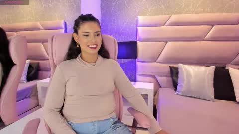 Snapshot of bellaagrace chatting on 01.14.26 bellaagrace online show from 01.14.26