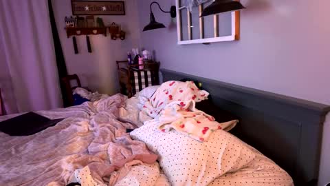 Roxy Rain online show from 02.21.25