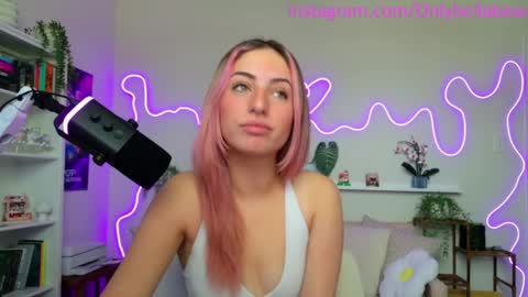 Snapshot of bellabeauu chatting on 05.19.26 bella beau online show from 05.19.26