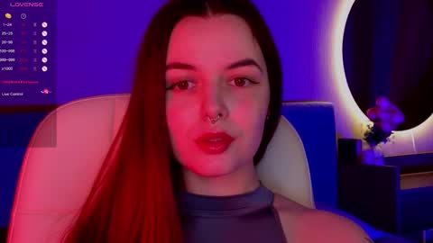 Snapshot of belladevile_ chatting on 10.01.25 belladevile_ online show from 10.01.25