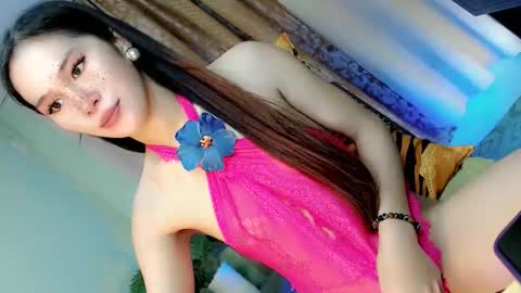 Bella rowt online show from 09.26.25