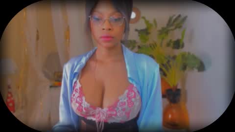 Snapshot of bellahproudly chatting on 01.18.26 Bellah online show from 01.18.26