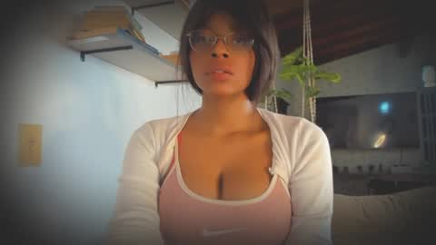 Snapshot of bellahproudly chatting on 03.27.26 Bellah online show from 03.27.26