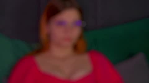 Snapshot of bellamarebelle chatting on 10.19.25 BellaMarebelle online show from 10.19.25