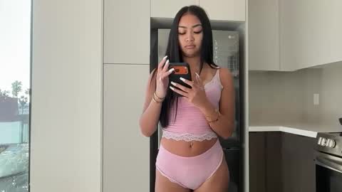 Bella online show from 04.02.26