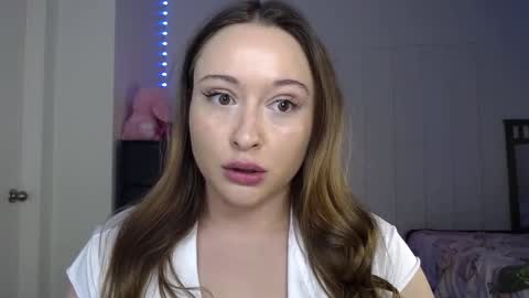 Bella Monroe online show from 01.05.25