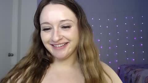 Bella Monroe online show from 03.07.25