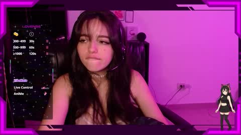 Bella Monteluna online show from 10.22.25