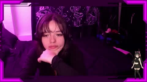 Bella Monteluna online show from 11.12.25