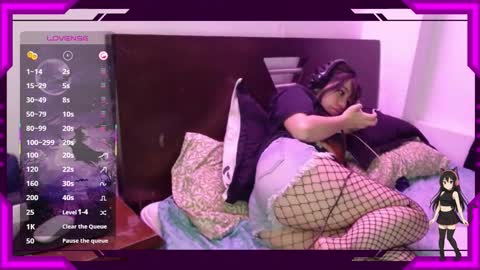 Bella Monteluna online show from 11.16.25