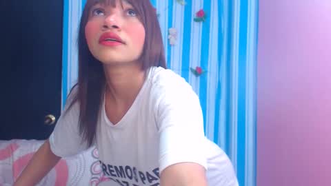 Snapshot of bellamy_sweet chatting on 11.11.25 bellamy online show from 11.11.25