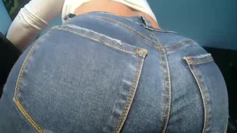 Camille  online show from 01.24.25