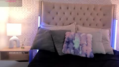 Bella Nix big tits online show from 11.16.25