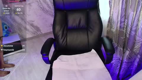 Bellanoirsxs online show from 11.24.25