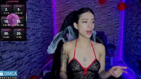   online show from 10.20.25