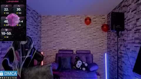   online show from 10.24.25