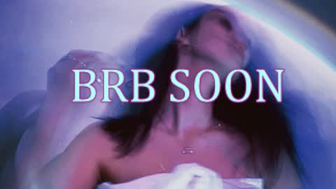 bellaparker_ online show from 12.01.25