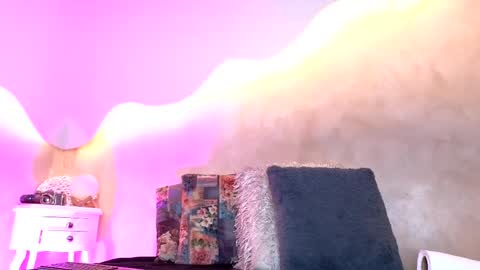 bellarooux online show from 03.31.26