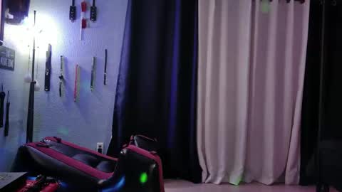 Bellaskeykeeper online show from 03.30.26