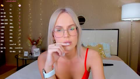 Bella online show from 03.08.26