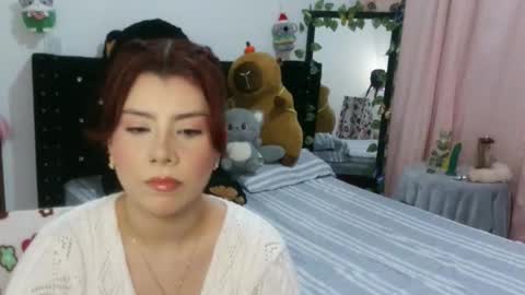 Snapshot of bellatrix_colen chatting on 11.16.25 Aleja online show from 11.16.25