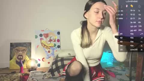 MY OLD PAGE IS NO LONGER. THIS IS MY NEW online show from 11.04.25