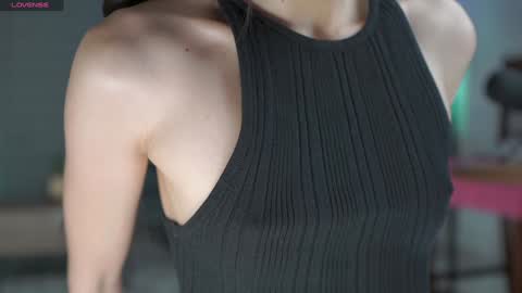 Belle Adrienne  IG  online show from 12.08.24