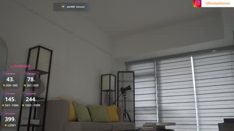 Belle Adrienne  IG  online show from 02.15.26