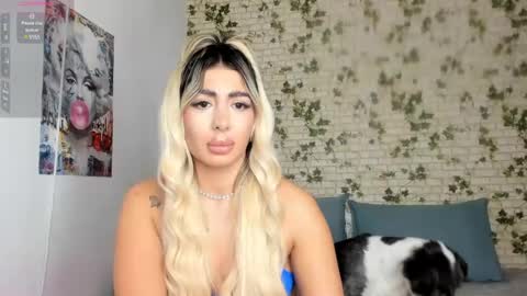 Snapshot of belle_hallle chatting on 12.18.24 LucyJelly online show from 12.18.24