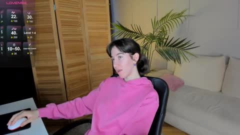 Bella online show from 02.28.25