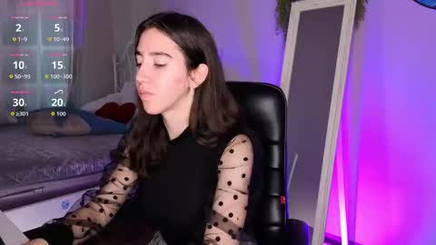 Bella online show from 09.11.25