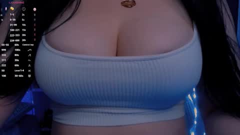 Hello I am kind friendly and cute girl online show from 10.18.25