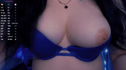 Hello I am kind friendly and cute girl online show from 02.01.26