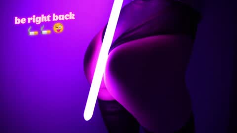 Your Annabelle Wolf  online show from 01.13.25