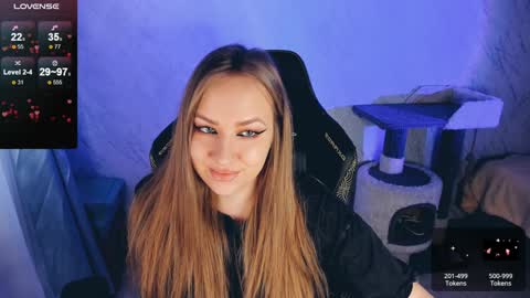 Your Annabelle Wolf  online show from 01.20.25