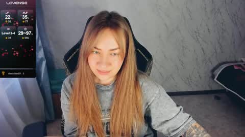 Your Annabelle Wolf  online show from 02.15.25