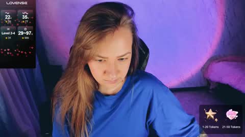 Your Annabelle Wolf  online show from 03.04.25