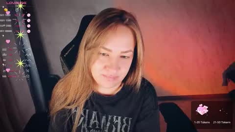 Your Annabelle Wolf  online show from 10.15.25