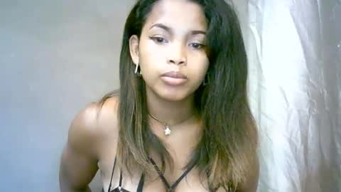 BelliBellahX online show from 04.16.26