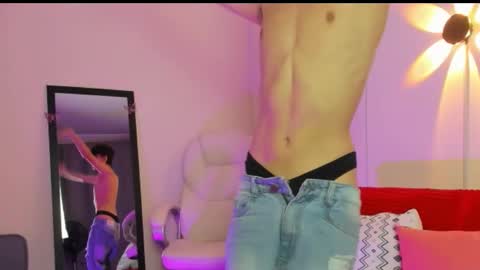 Neon online show from 09.18.25