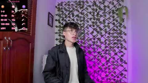 Neon online show from 01.17.26