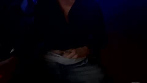 Snapshot of bello477192 chatting on 12.01.25 bello477192 online show from 12.01.25