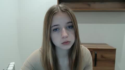 bellochka_ online show from 12.16.25