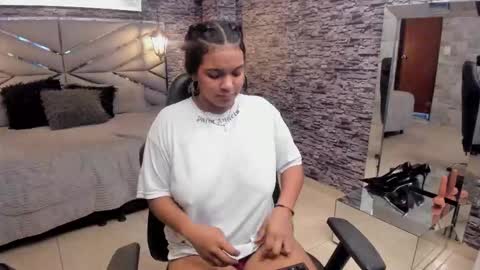 Belly online show from 11.06.25