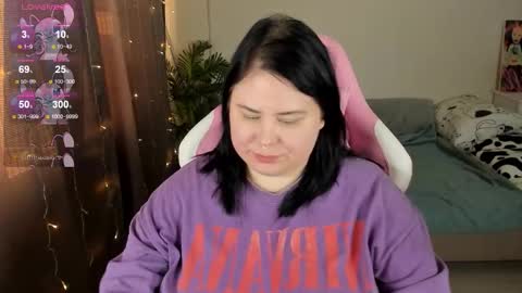 LinaBoo online show from 11.24.25