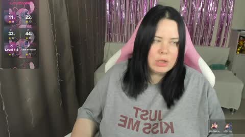 LinaBoo online show from 05.13.26