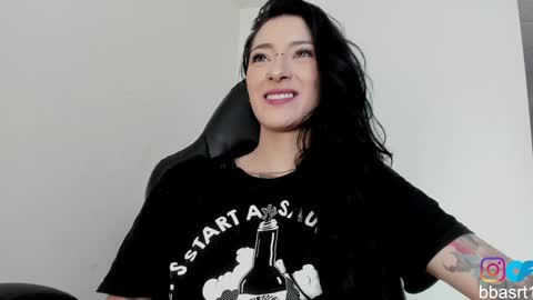 Snapshot of belyswitch chatting on 01.10.25 Bely Bbasrt1 - hot online show from 01.10.25