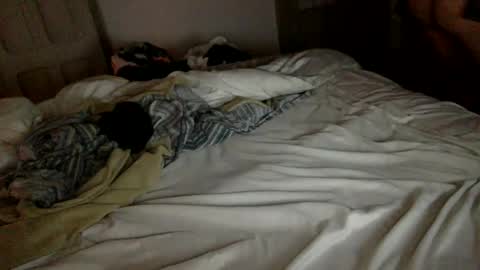 Snapshot of benedett22 chatting on 02.16.25 benedett22 online show from 02.16.25