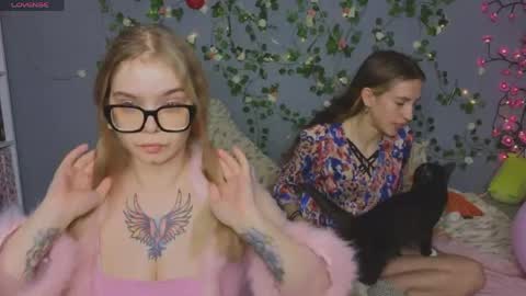 KENDALL  NATHAN online show from 05.20.26