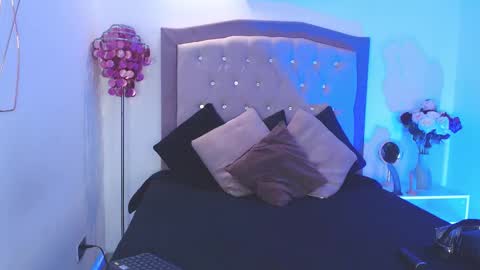 Tiffany and Bengie online show from 09.28.25